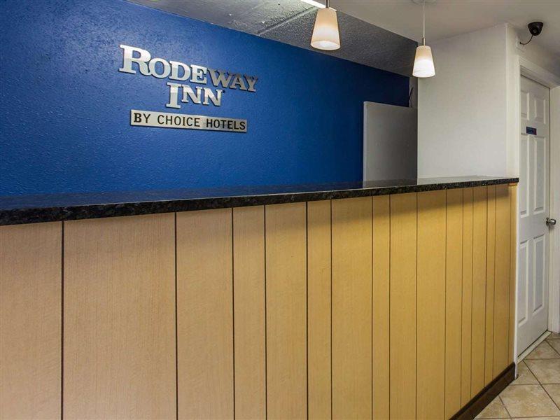 Rodeway Inn Charlotte Downtown Экстерьер фото
