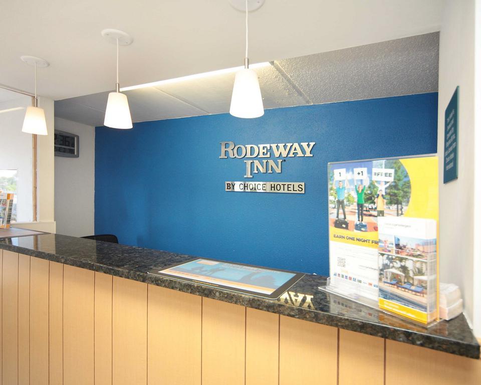 Rodeway Inn Charlotte Downtown Экстерьер фото